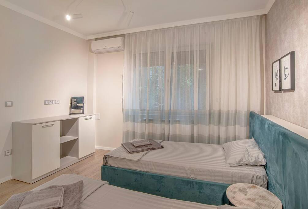 Tina'S 2 Bedroom Top Central Apartment Sofia Buitenkant foto